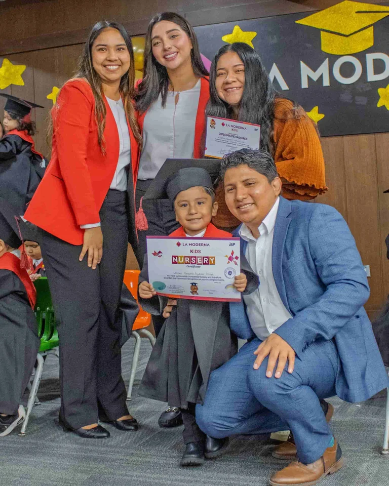 Ceremonias de culminación 25–26: Maternal, Kinder y 7.º de Básica